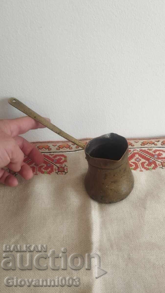 Старо медно джезве Старо медно джезве