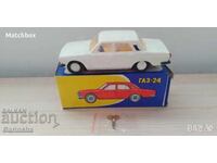 Volga GAZ-24 USSR