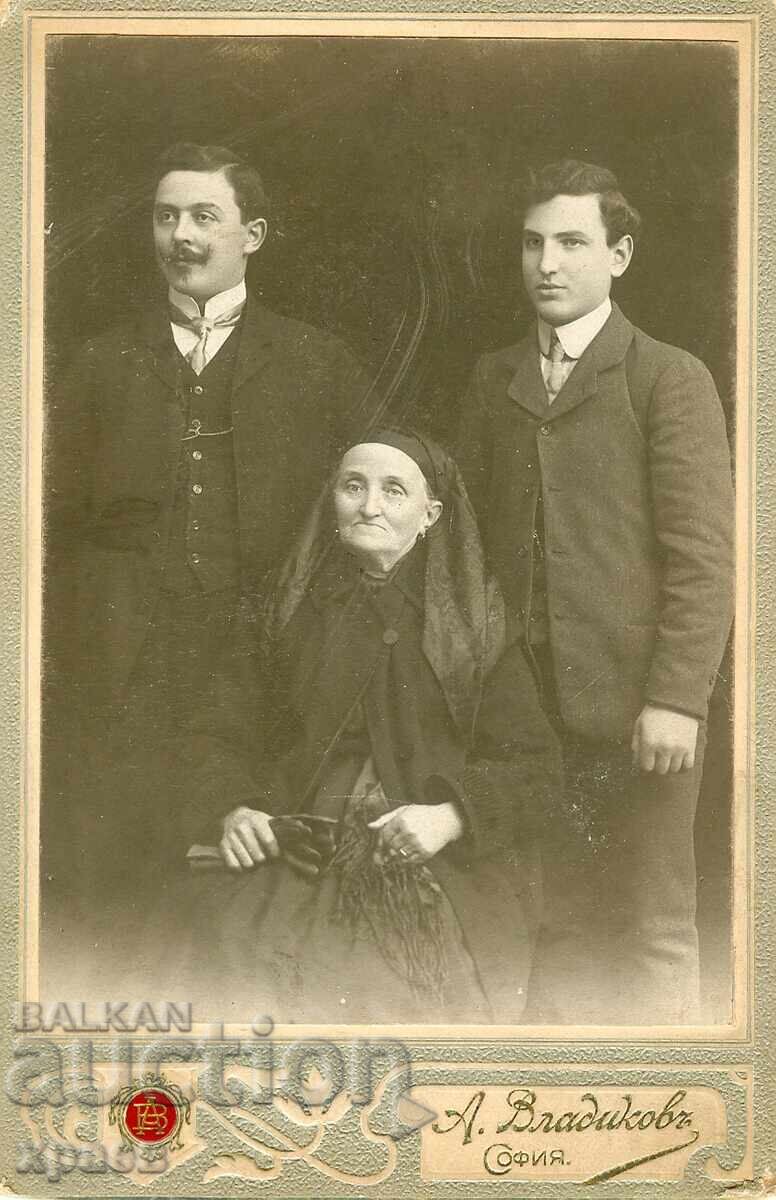 ΠΑΛΙΑ ΦΩΤΟΓΡΑΦΙΑ - ΚΑΡΤΟΝ - Α.ΒΛΑΔΙΚΟΦ - ΣΟΦΙΑ - 0491