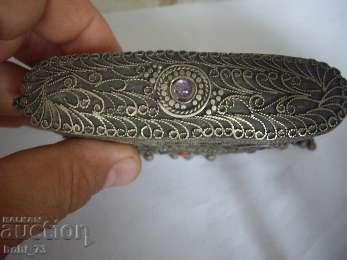 Стара сачанена барутница. с цена 250.00 лв. | € 127.82