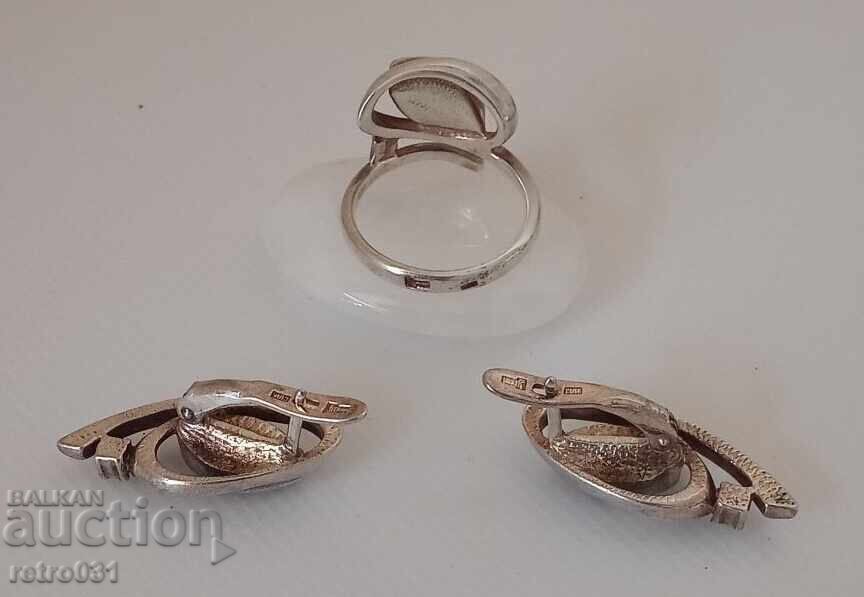 Γυναικείο Σετ Δαχτυλίδι Σκουλαρίκια με Κρύσταλλα Ρωσίας με τιμή 39.00 BGN | € 19.94