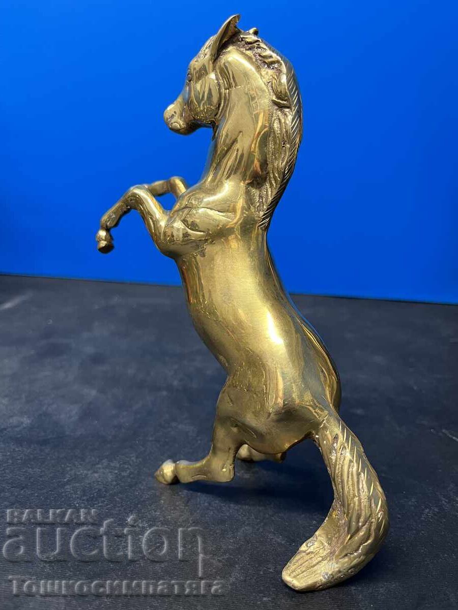 Όμορφο, χάλκινο άλογο - 5
