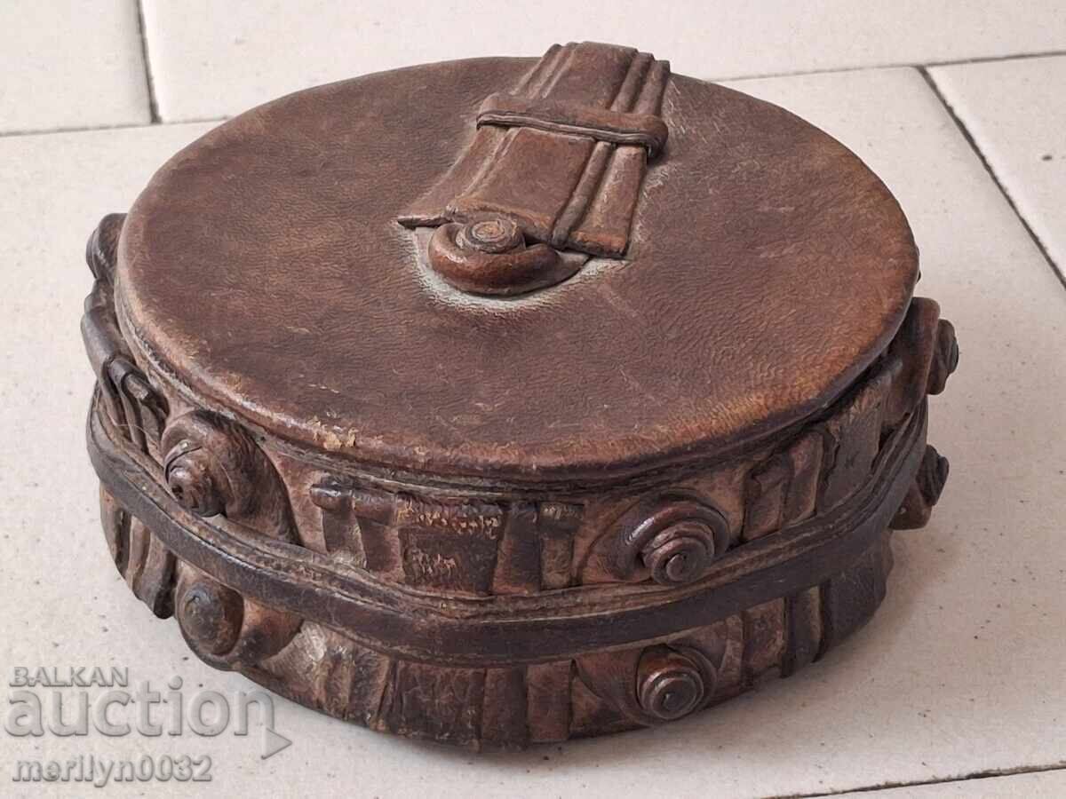 Bylgarska kozhena kutia za bizhuta  NRB kozha