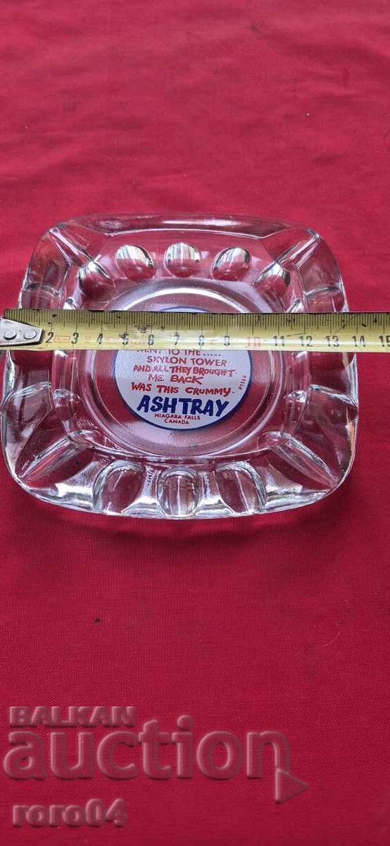 ASHTRAY - GLASS/CRYSTAL - CANADA/CANADA - 7