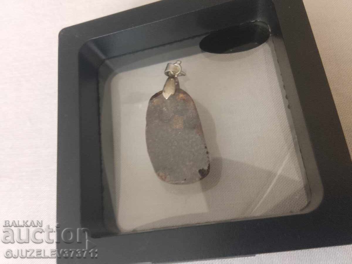 Pendant made of natural amber - 5