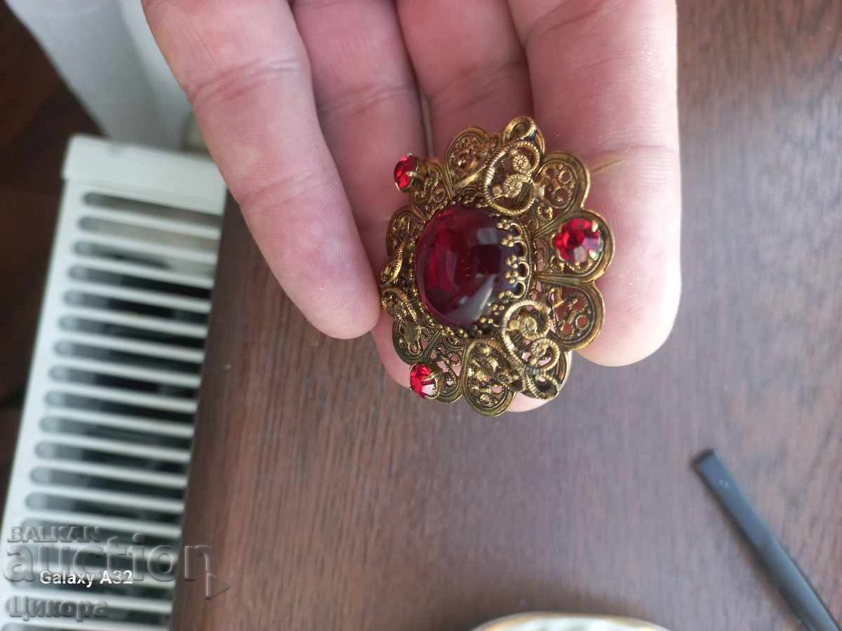 BROȘĂ VECHE FILIGRAN cu preț 150.00 BGN | € 76.69