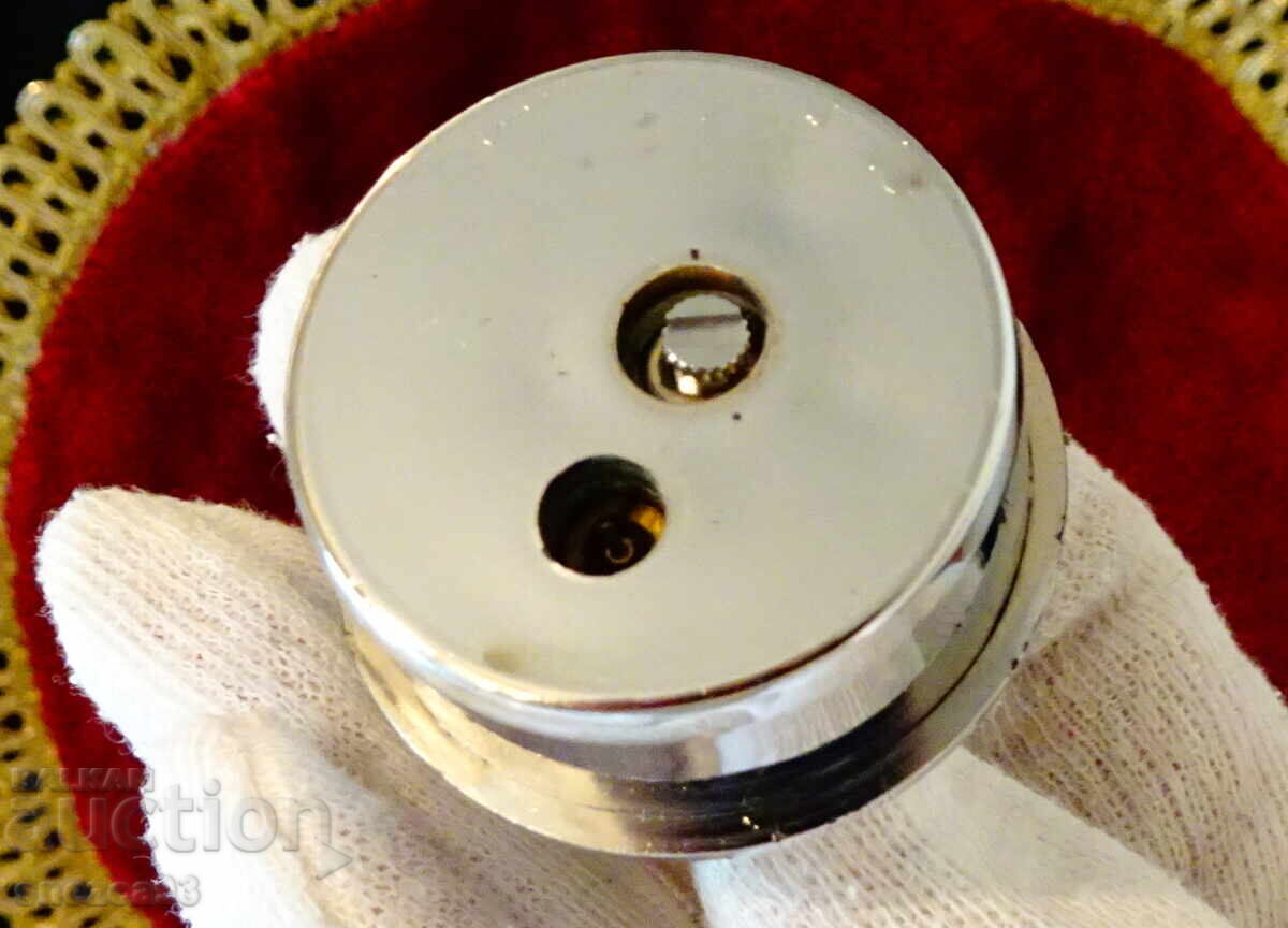 Tabletop gas lighter made of tin, 310 g - 5