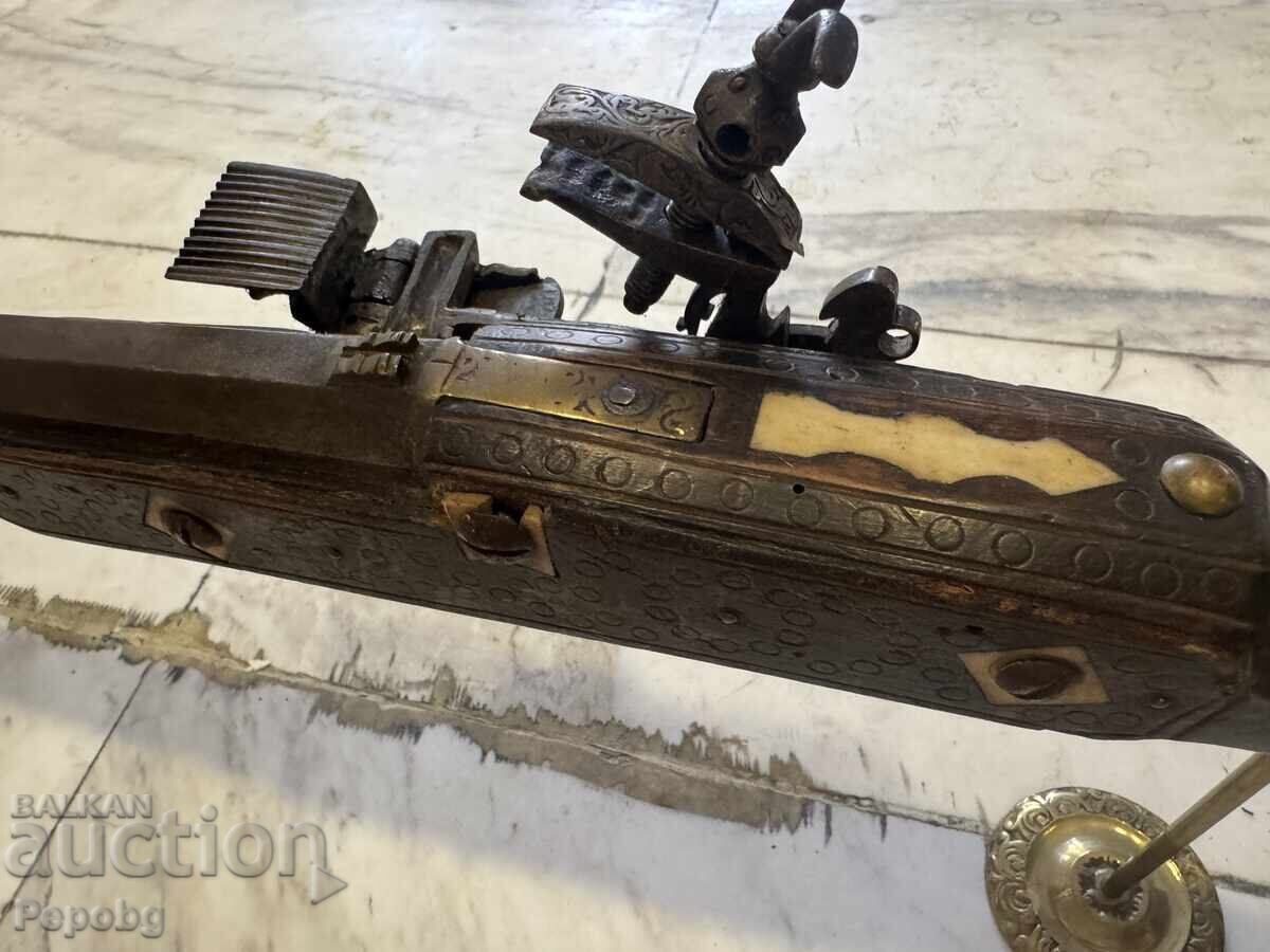 Доставка на Стара кремъчна пушка