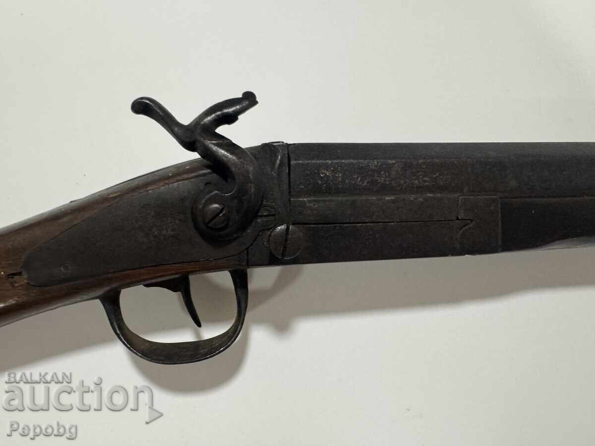 Παλιό μονόκαννο τουφέκι με πείρο με τιμή 599.00 BGN | € 306.26