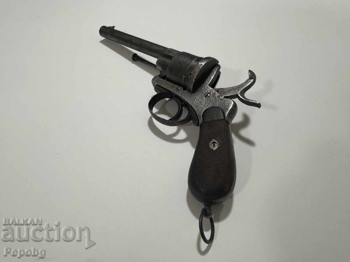 Old revolver, pistol - 5