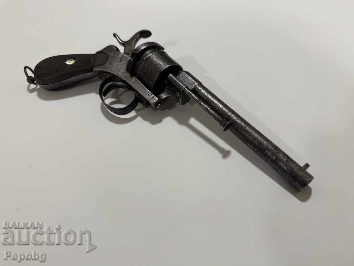 Old revolver, pistol - 6