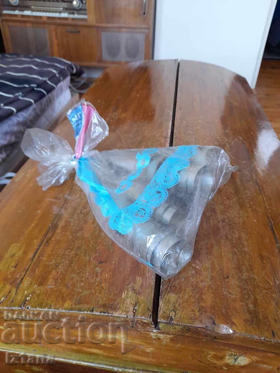 Стари форми за сладки фунийки