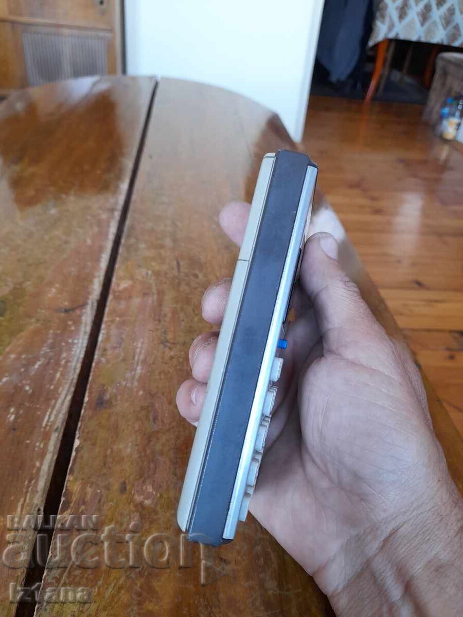 Auction  Old Sharp Elsi Mate EL-8018 calculator