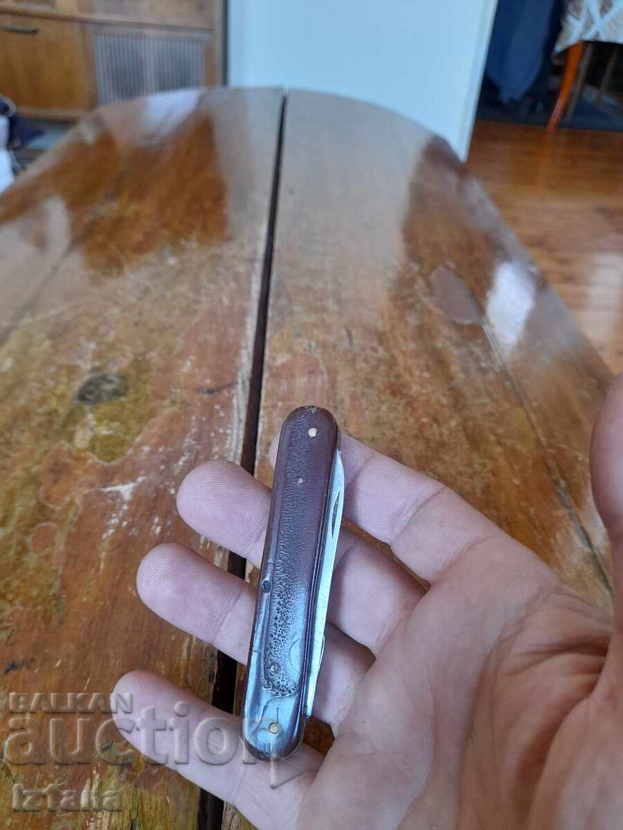 Old pocket knife, blade, blade with price 33.00 BGN | € 16.87 Old pocket knife, blade, blade with price 33.00 BGN | € 16.87