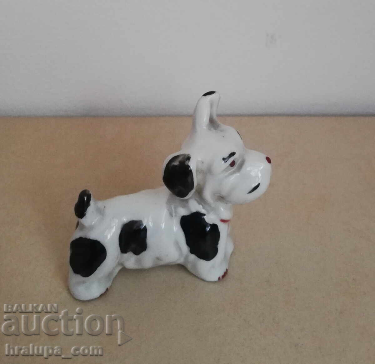 Παράδοση Πορσελάνινο ειδώλιο σκύλου