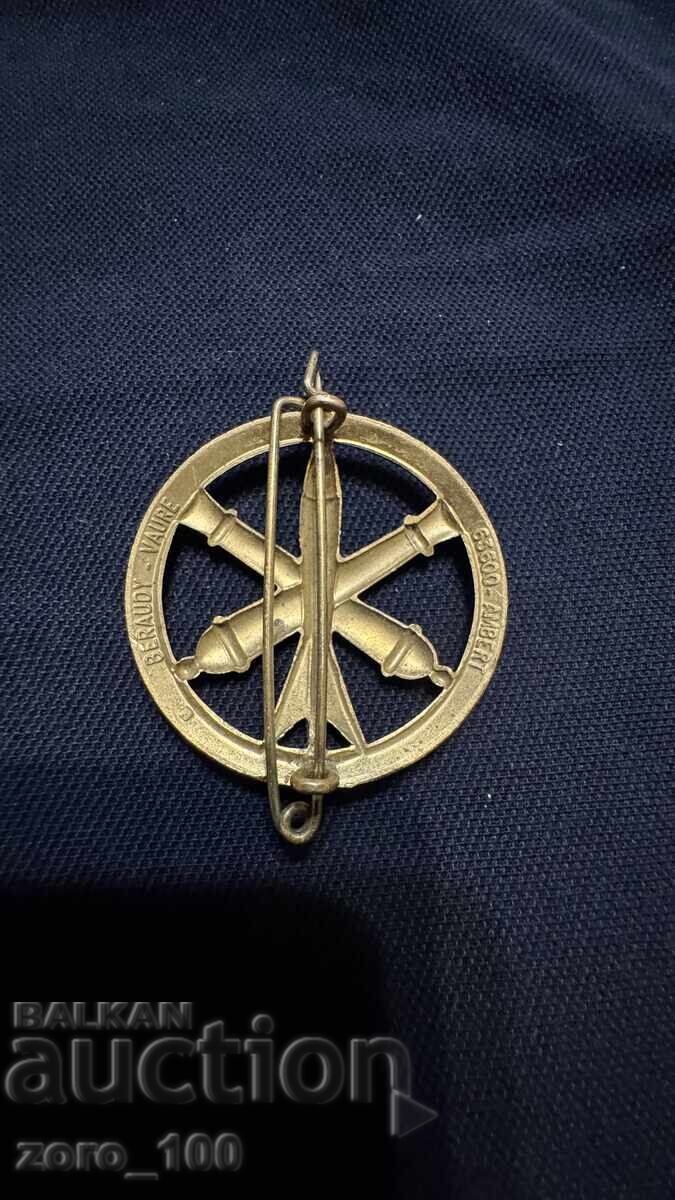 Γαλλικό επιχρυσωμένο στρατιωτικό σήμα με τιμή 30.00 BGN | € 15.34 Γαλλικό επιχρυσωμένο στρατιωτικό σήμα με τιμή 30.00 BGN | € 15.34