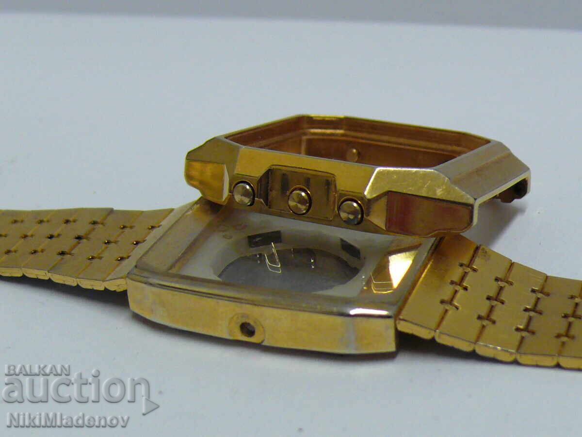 Δημοπρασία Δύο θήκες για χειροποίητα ρολόγια