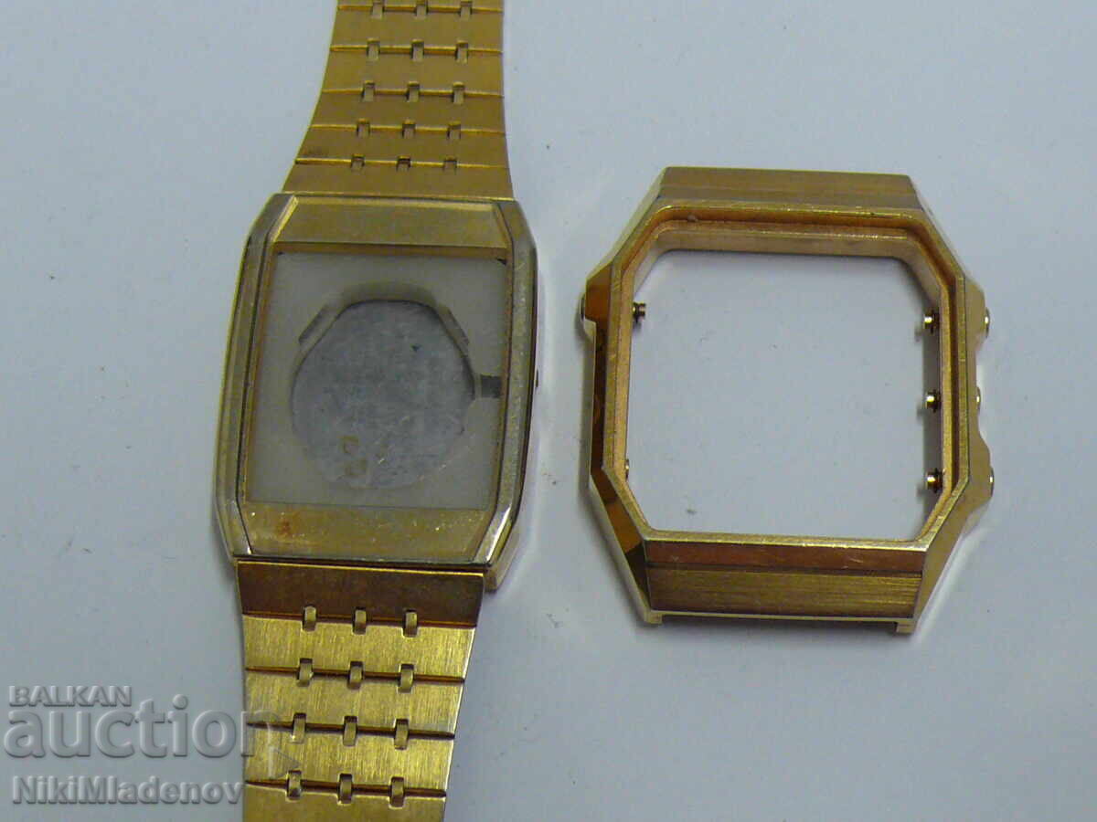 Δύο θήκες για χειροποίητα ρολόγια