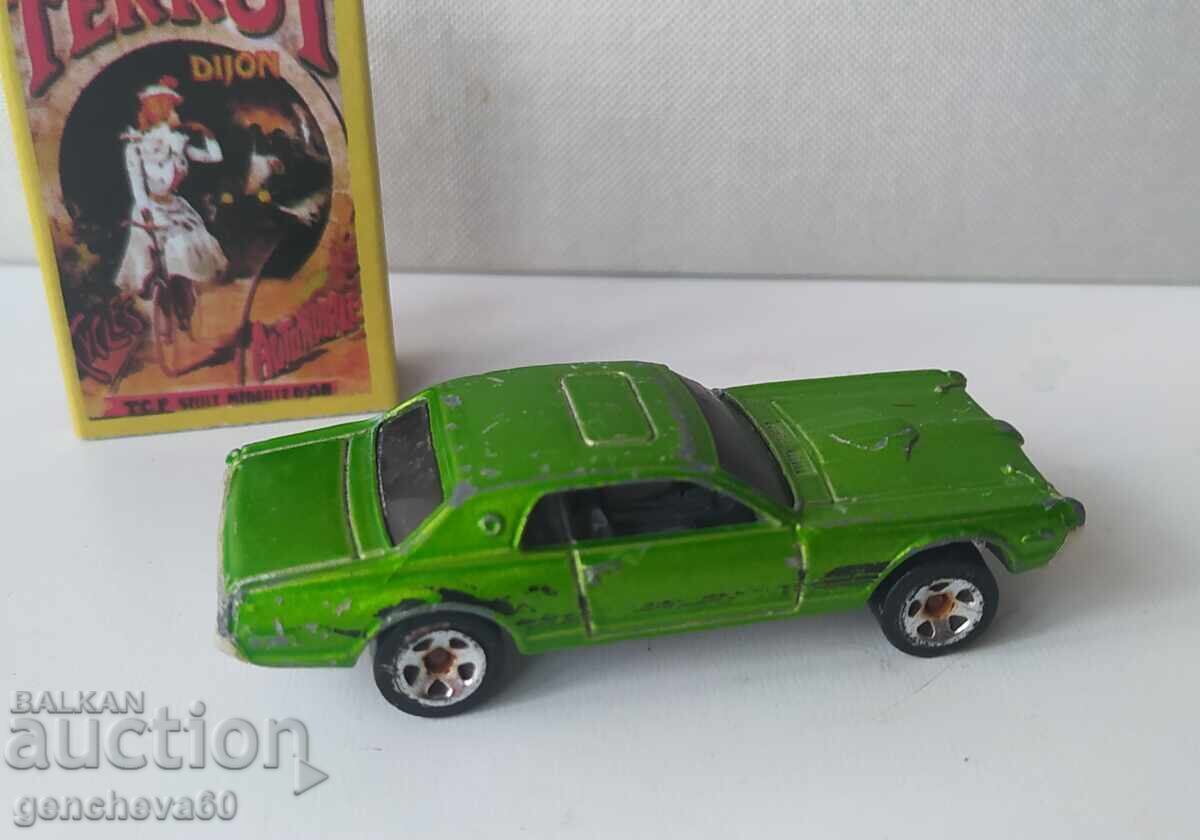 Cărucior COUGAR 68 MALAYSIA 2001g cu preț 21.00 BGN | € 10.74 Cărucior COUGAR 68 MALAYSIA 2001g cu preț 21.00 BGN | € 10.74