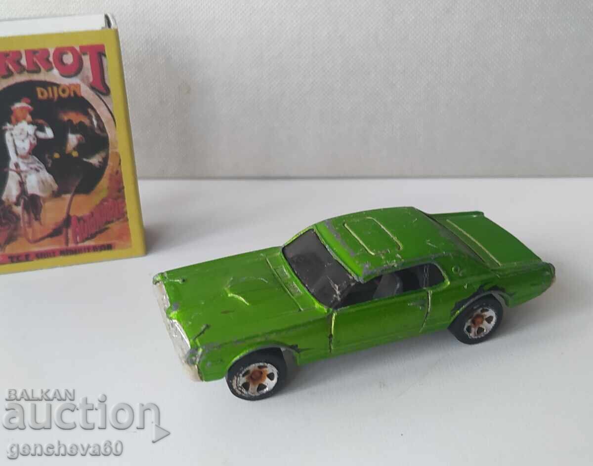 Licitație Cărucior COUGAR 68 MALAYSIA 2001g Licitație Cărucior COUGAR 68 MALAYSIA 2001g