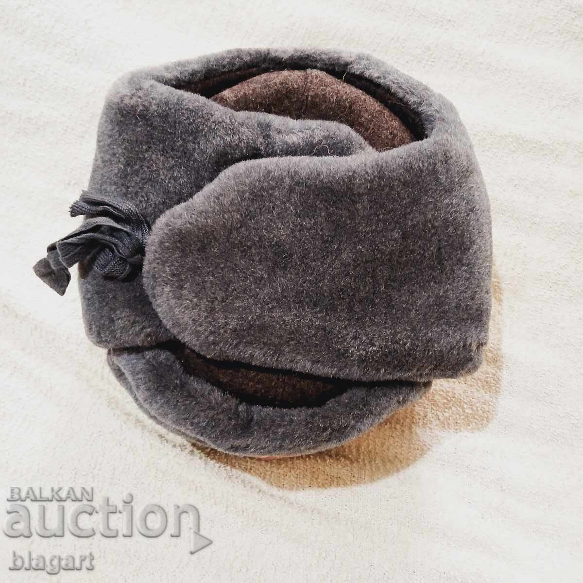 Ρωσικό μάλλινο στρατιωτικό καπέλο με αυτιά - Ρωσία με τιμή 50.00 BGN | € 25.56