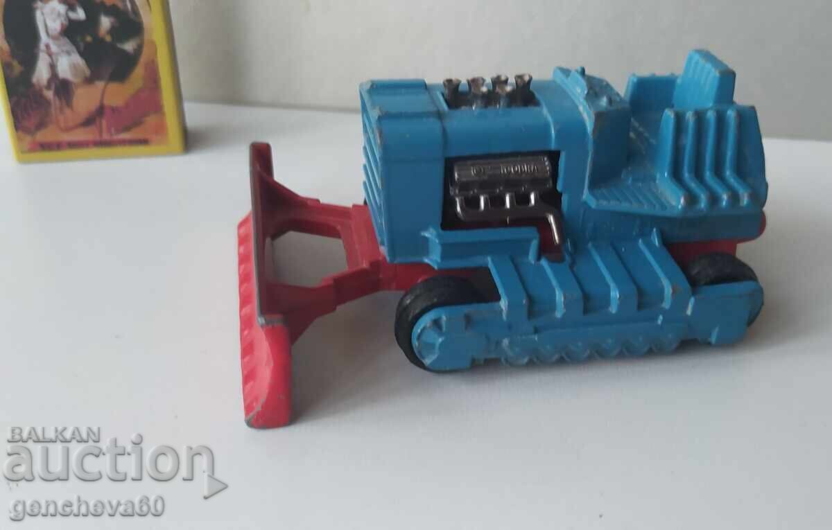 MATCHBOX bulldozer k23/1974 ENGLAND with price € 7.00 | 13.69 BGN