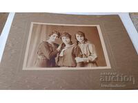 Fotografie Trei fete tinere Plovdiv 1920 Carton