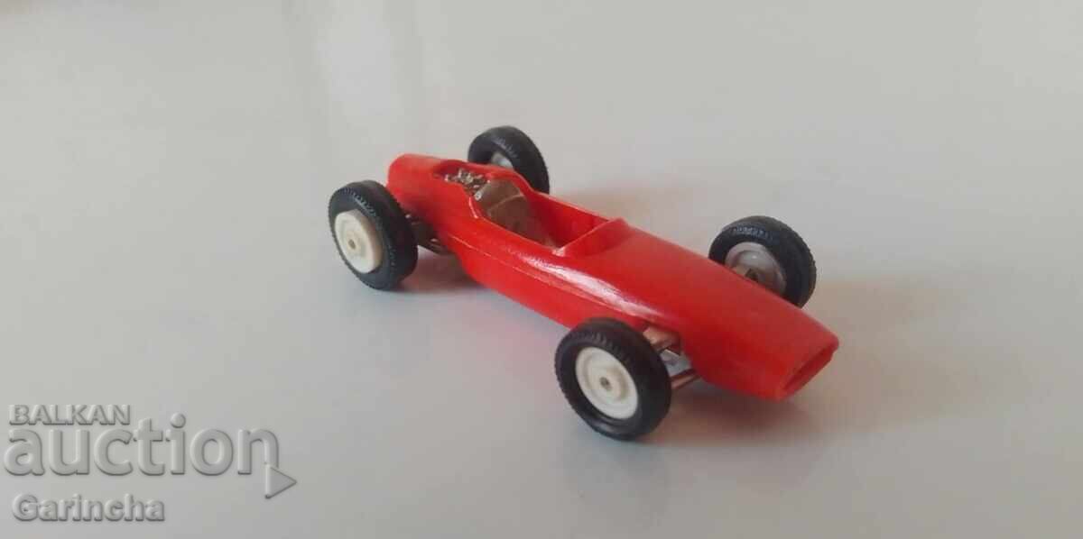 Model Formula 1/64 cu preț 5.00 BGN | € 2.56 Model Formula 1/64 cu preț 5.00 BGN | € 2.56