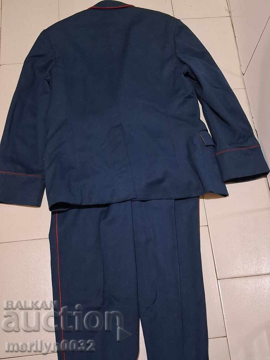 Uniformă de paradă de ofițer, anii '60, BNA cu preț € 159.81 | 312.56 BGN