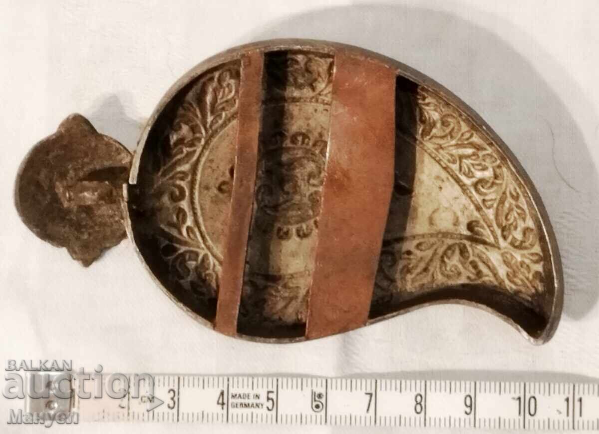 Αναγεννησιακή ασημένια πόρπη, μονή με κέντρο με τιμή 170.00 BGN | € 86.92