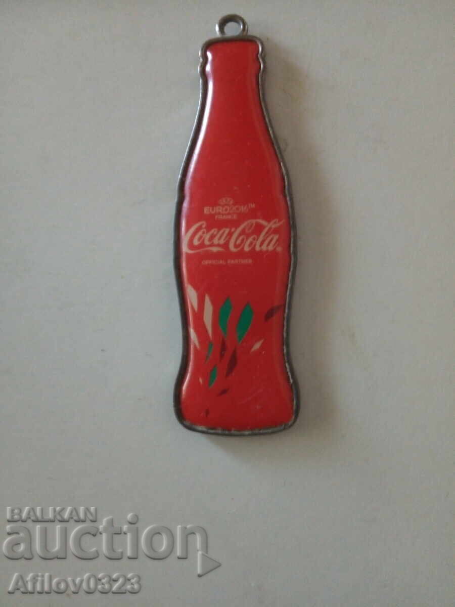Breloc "Coca Cola" cu preț 2.00 BGN | € 1.02 Breloc "Coca Cola" cu preț 2.00 BGN | € 1.02