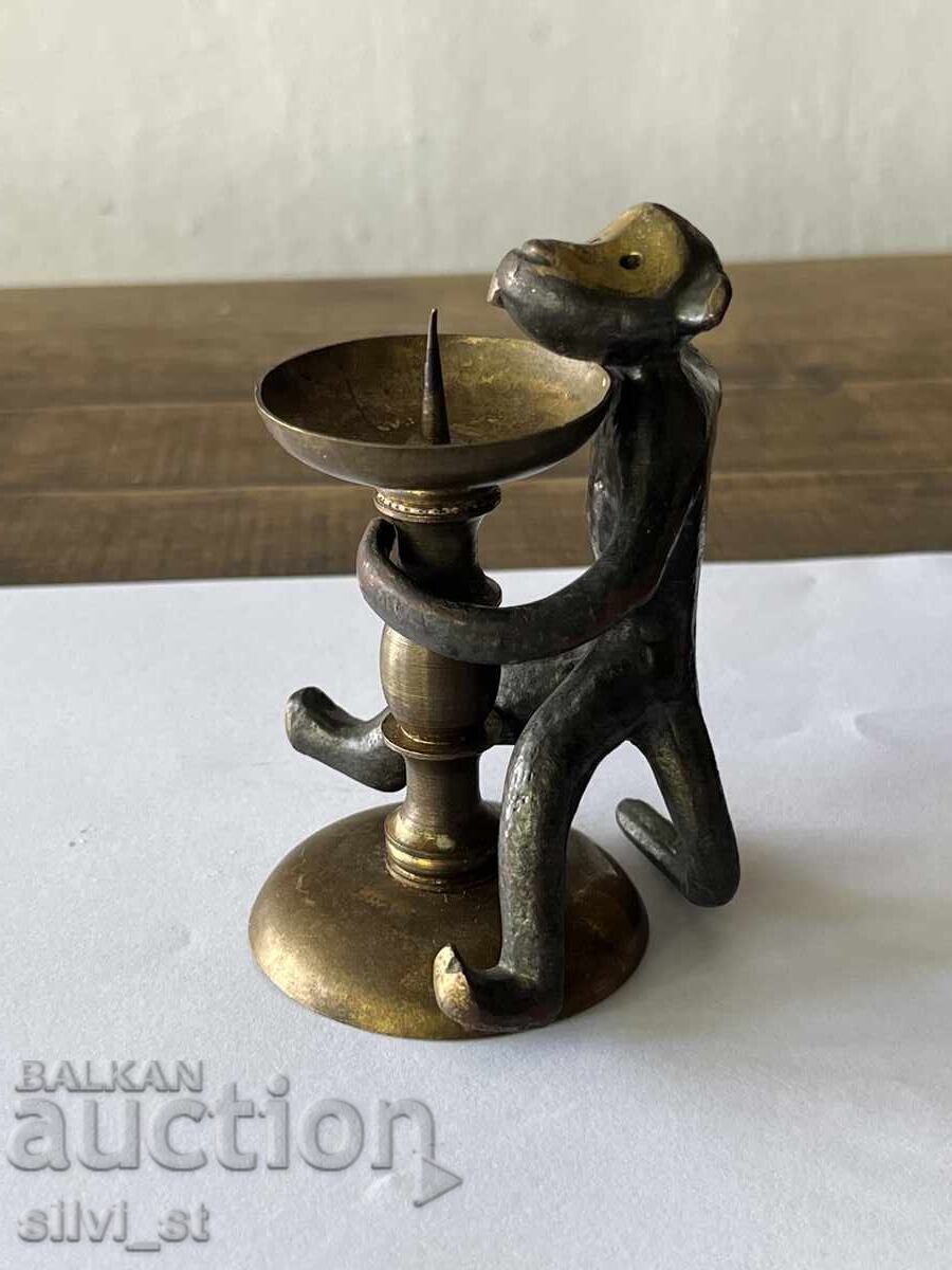 Figurină de alamă maimuță cu sfeșnic - 5 Figurină de alamă maimuță cu sfeșnic - 5