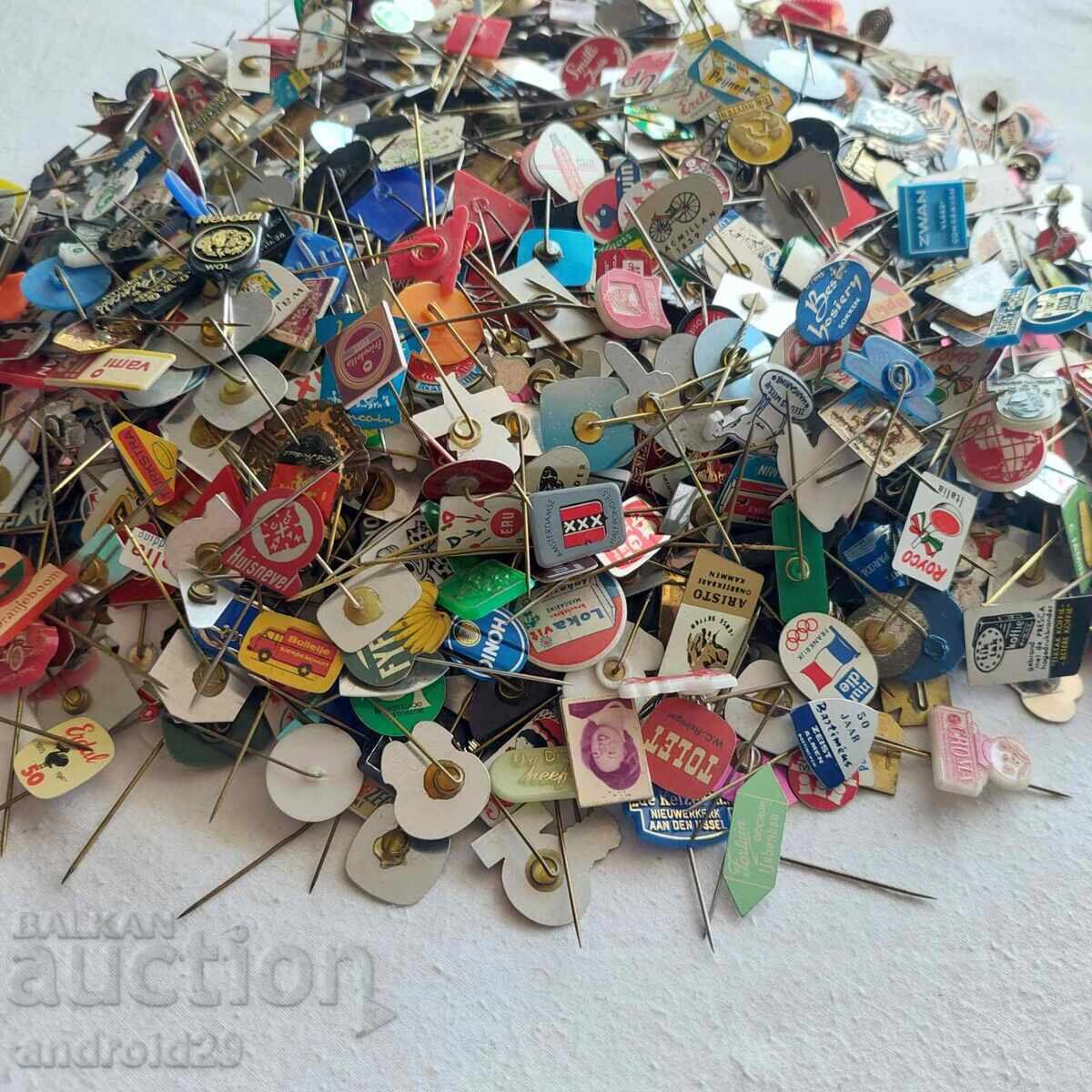 Huge Lot of Badges (1.4 kilograms, 1400+ pieces) with price 150.00 BGN | € 76.69 Huge Lot of Badges (1.4 kilograms, 1400+ pieces) with price 150.00 BGN | € 76.69