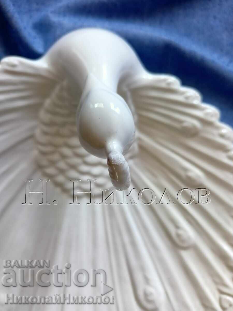 Delivery of Fruit Bowl Figure Porcelain Pound B149