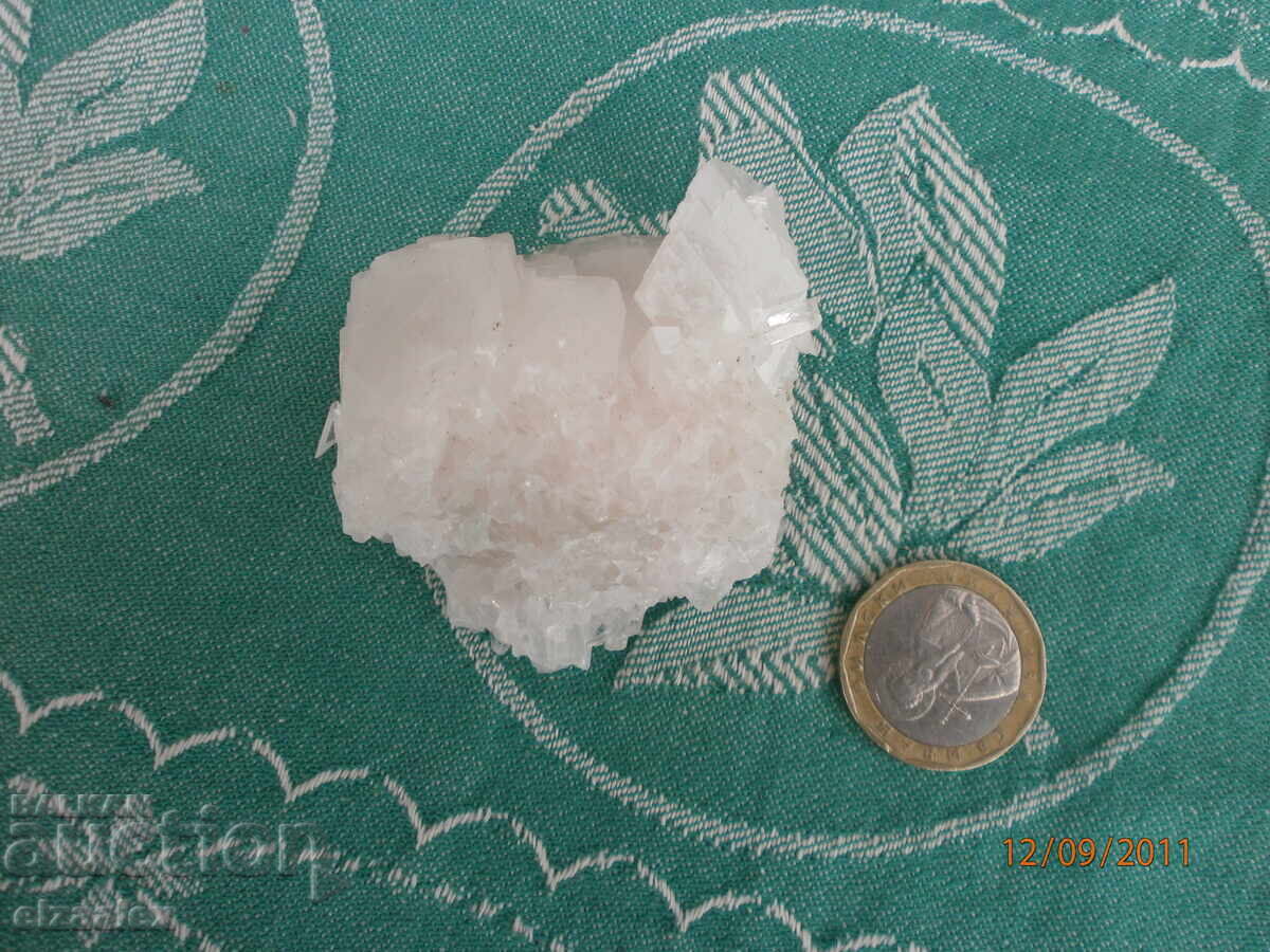 Руда Минерали Фосили Скали с цена 50.00 лв. | € 25.56 Руда Минерали Фосили Скали с цена 50.00 лв. | € 25.56