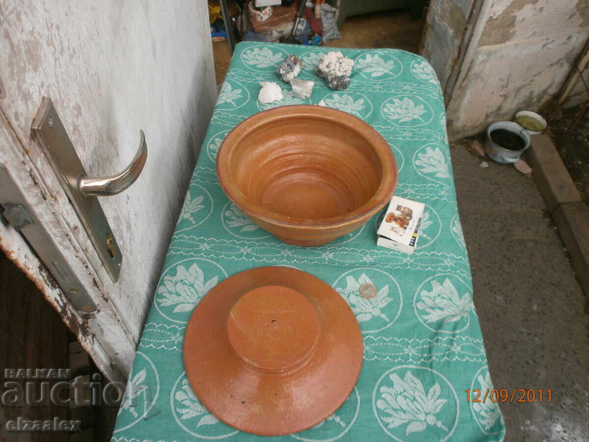 Auction Old massive ceramics excellent Auction Old massive ceramics excellent