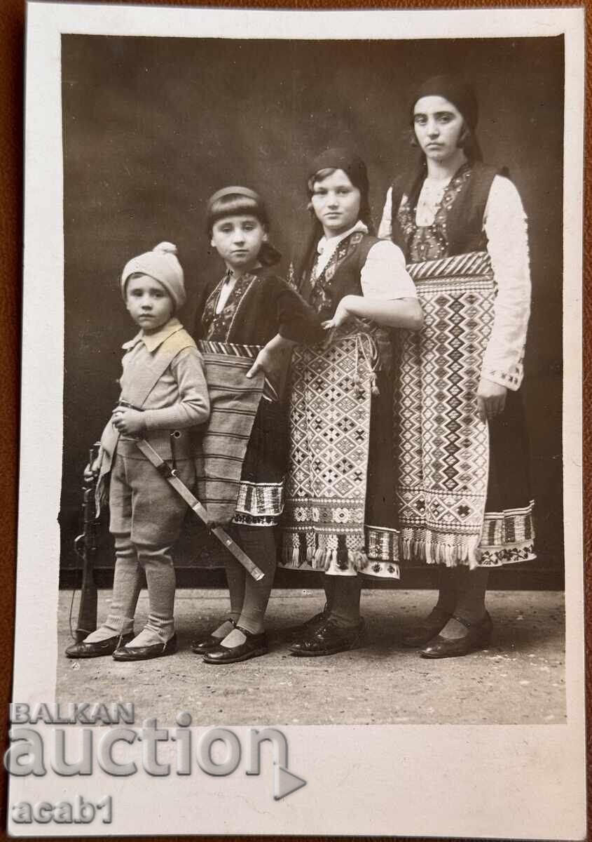 Ελχοβσκι Νοσιές Παιδιά με τιμή 24.99 BGN | € 12.78 Ελχοβσκι Νοσιές Παιδιά με τιμή 24.99 BGN | € 12.78