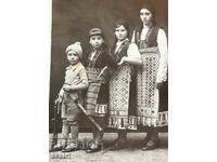 Ελχοβσκι Νοσιές Παιδιά