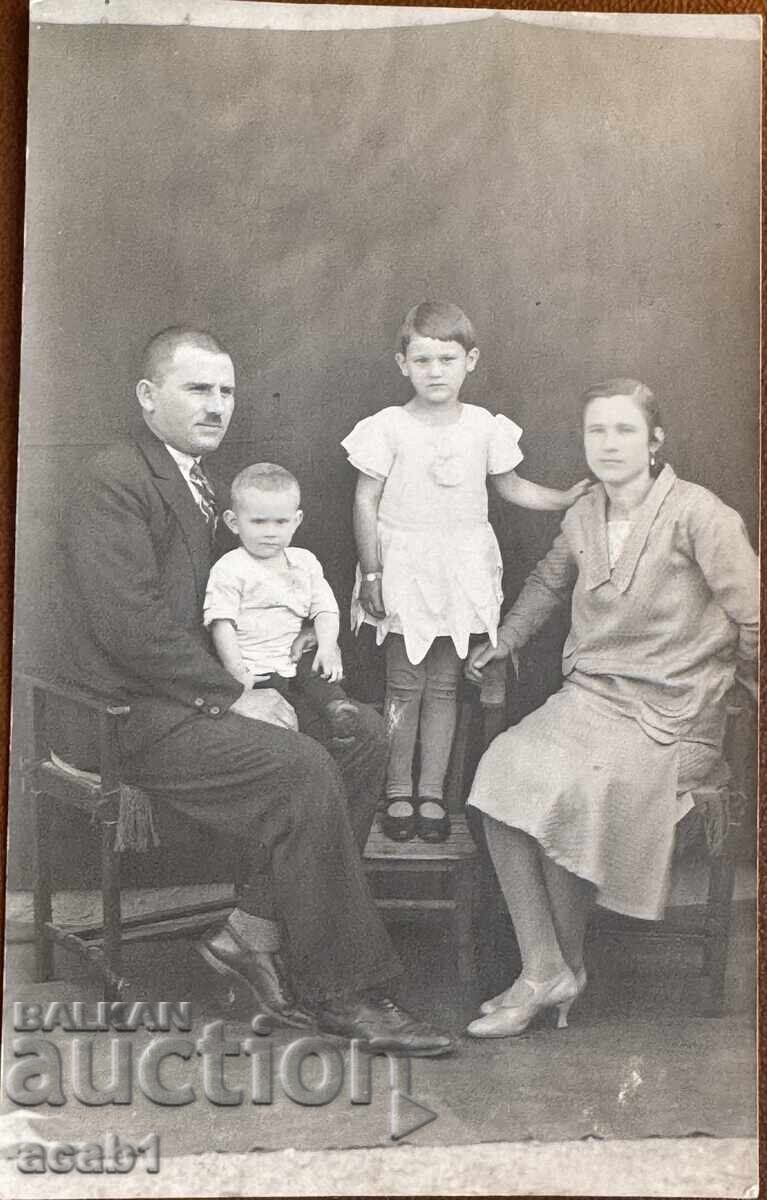 Ελχοβο Οικογενειακή Φωτογραφία Πομόρτσεφ