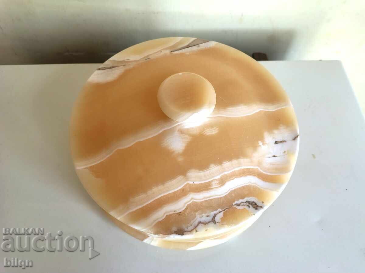 Beautiful Onyx Vessel with price 44.98 BGN | € 23.00