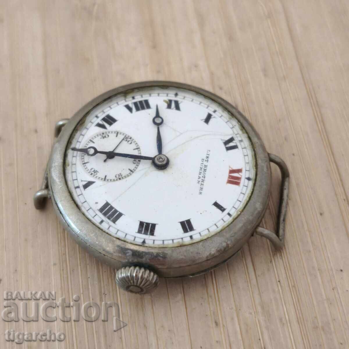 Ελβετικό ανδρικό ρολόι με τιμή 99.00 BGN | € 50.62