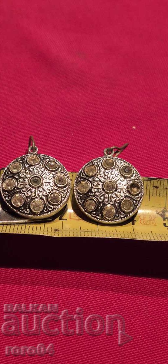 ΣΚΟΥΛΑΡΙΚΙΑ - 5