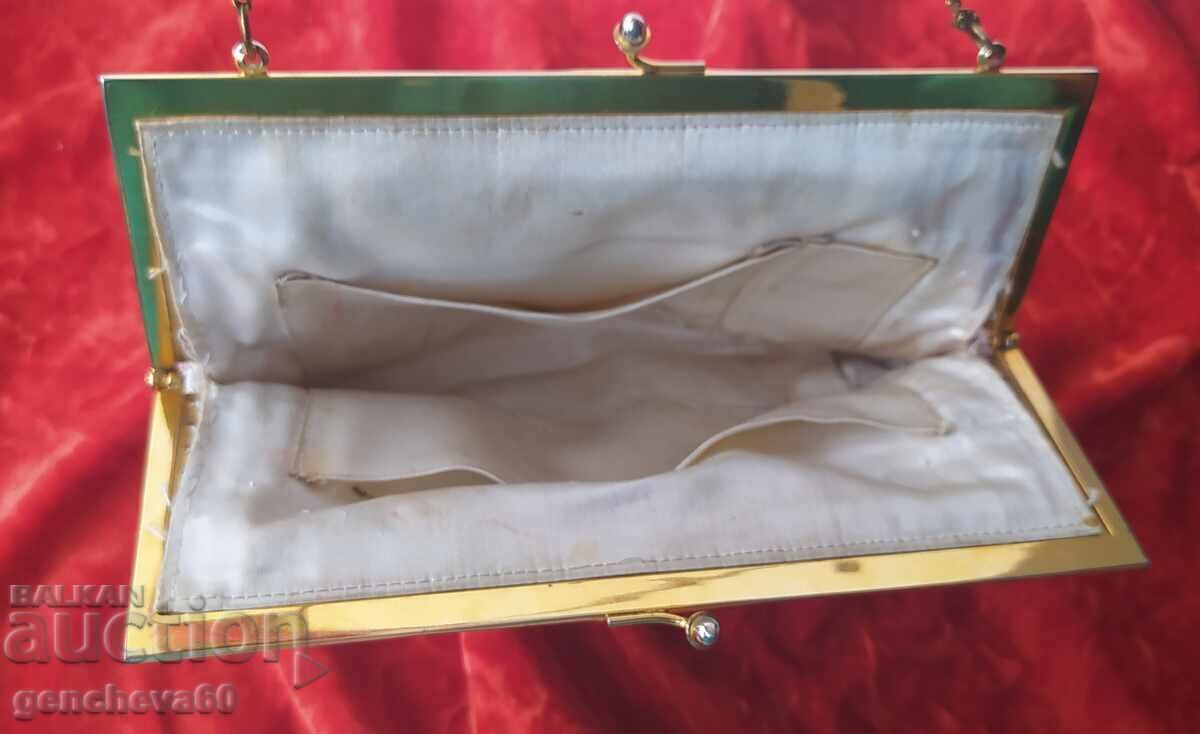 Auction  Vintage beaded evening bag