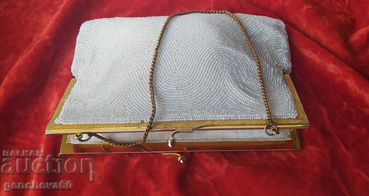 Delivery of Vintage beaded evening bag