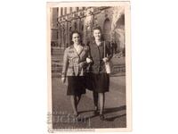 1948 FOTOGRAFIE VECHE PAȘTE ÎN FAȚA ARSENALULUI E219