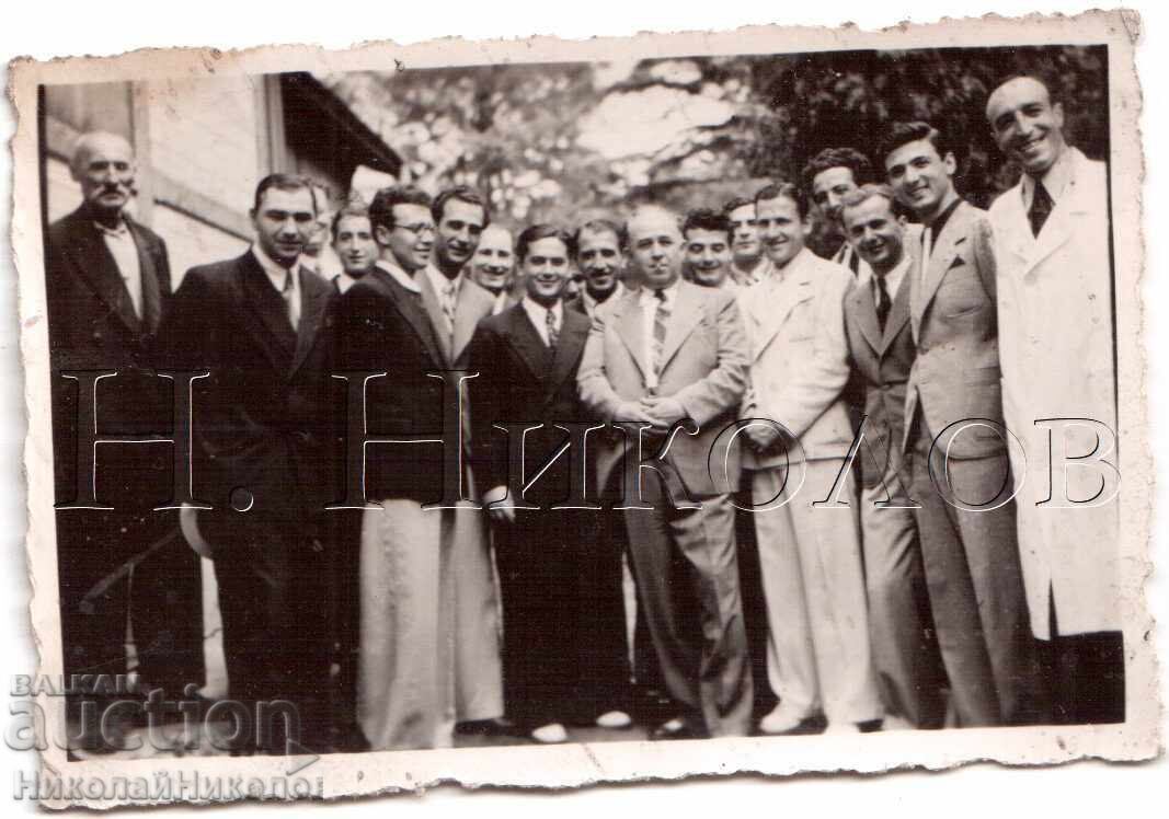 МАЛКА СТАРА СНИМКА СОФИЯ БОЛНИЦА СВЕТИ ПАНТЕЛЕЙМОН Е233