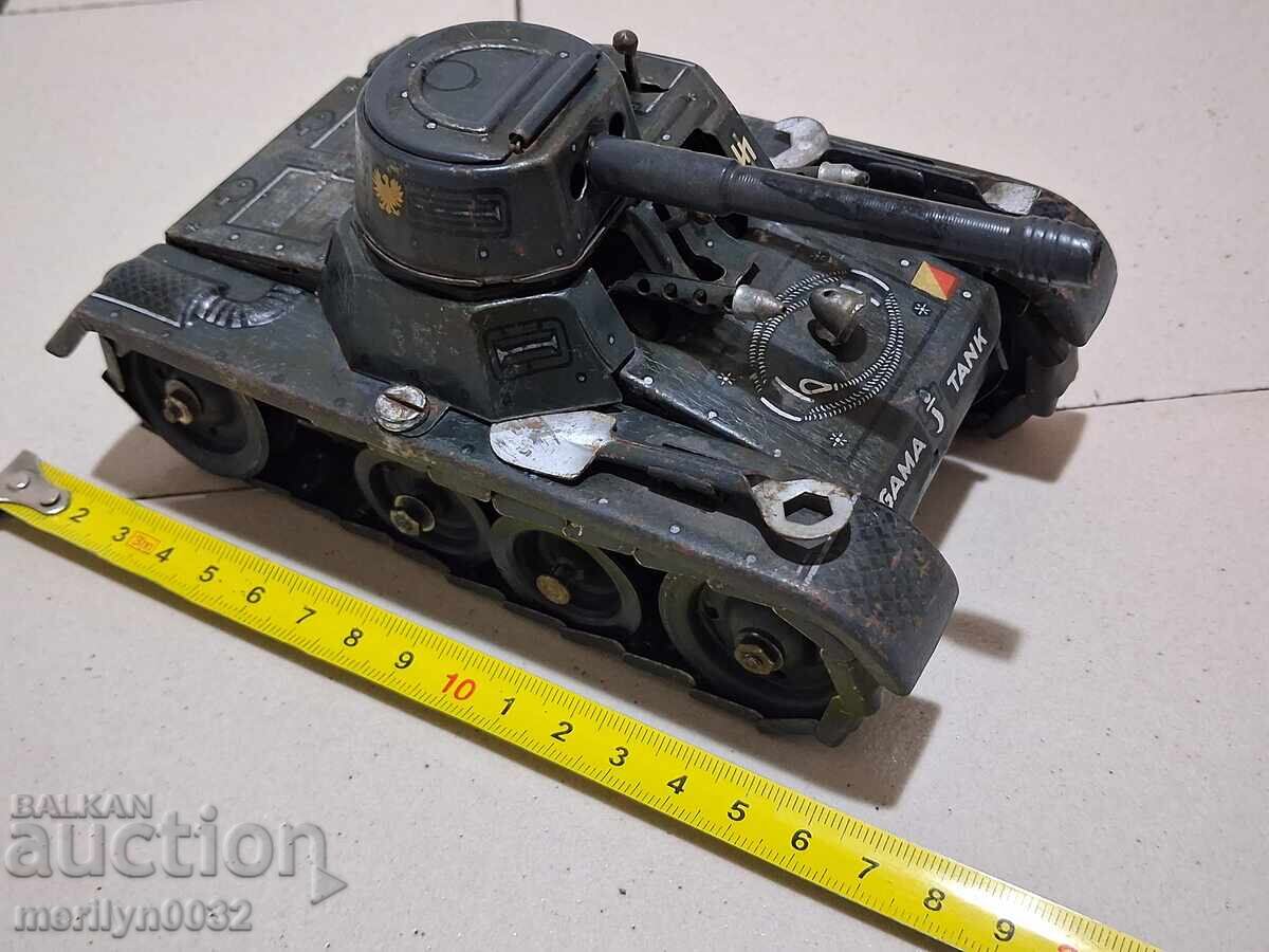 Auction  German sheet metal toy tank 30-40 years Wehrmacht ORIGINAL