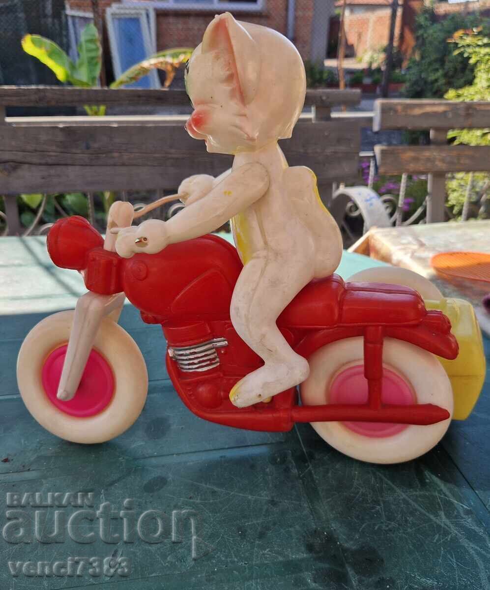 Auction  Retro Bulgarian Toy