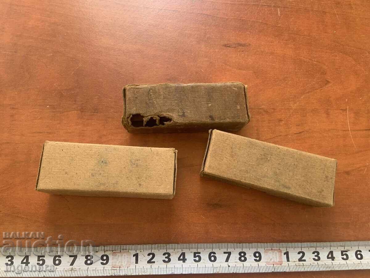 CUTII VECHI DE CARTON DIN 1943 WW 2 - 3 BUC - 5