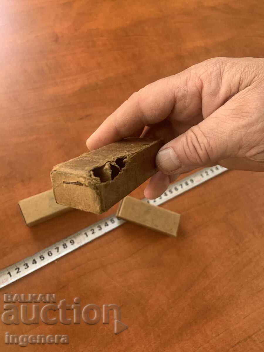 CUTII VECHI DE CARTON DIN 1943 WW 2 - 3 BUC - 6